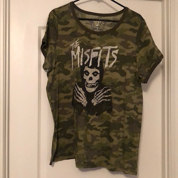 torrid Tops - Torrid Misfits T-Shirt size 2 XXL